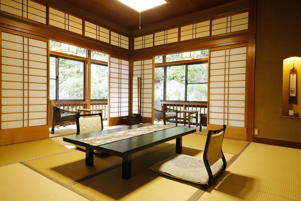 丰冈市 城崎山本屋酒店 外观 照片
